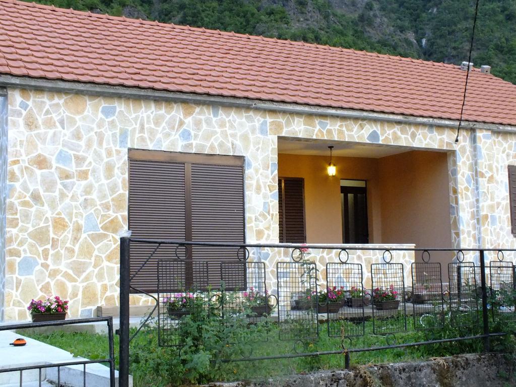 Holiday Home Ivana Virpazar Rum bild
